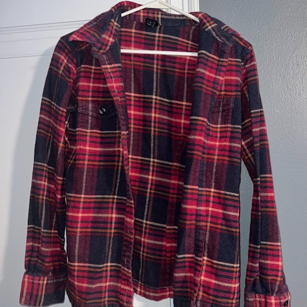 Patagonia flannel/button-up